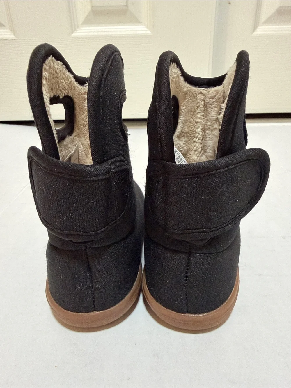 BOGS Waterproof Boot in Solid Black-Kids Toddler Size 6